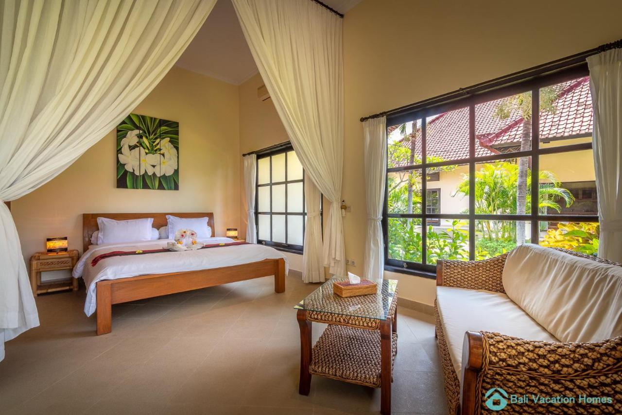 Villa Namaste - Beachfront At Lovina 10P, Pool, Bbq Banjar  Εξωτερικό φωτογραφία