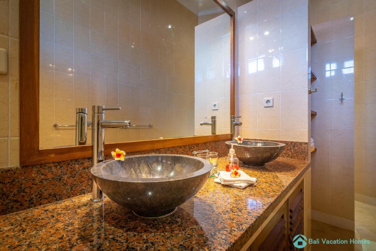 Villa Namaste - Beachfront At Lovina 10P, Pool, Bbq Banjar  Εξωτερικό φωτογραφία