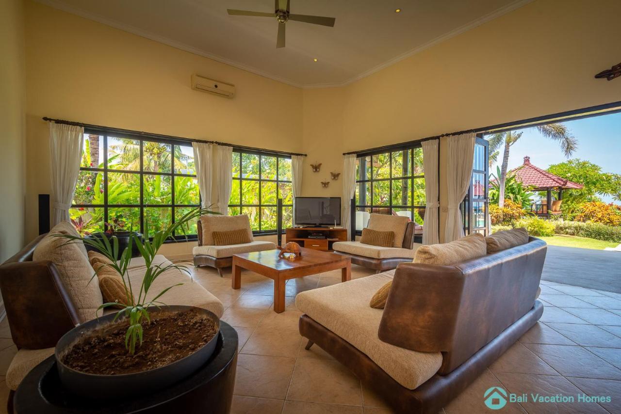 Villa Namaste - Beachfront At Lovina 10P, Pool, Bbq Banjar  Εξωτερικό φωτογραφία