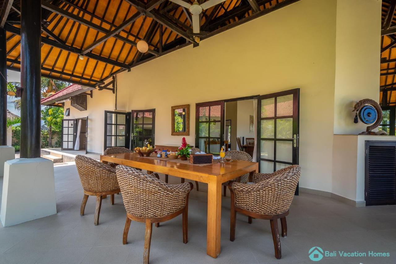 Villa Namaste - Beachfront At Lovina 10P, Pool, Bbq Banjar  Εξωτερικό φωτογραφία