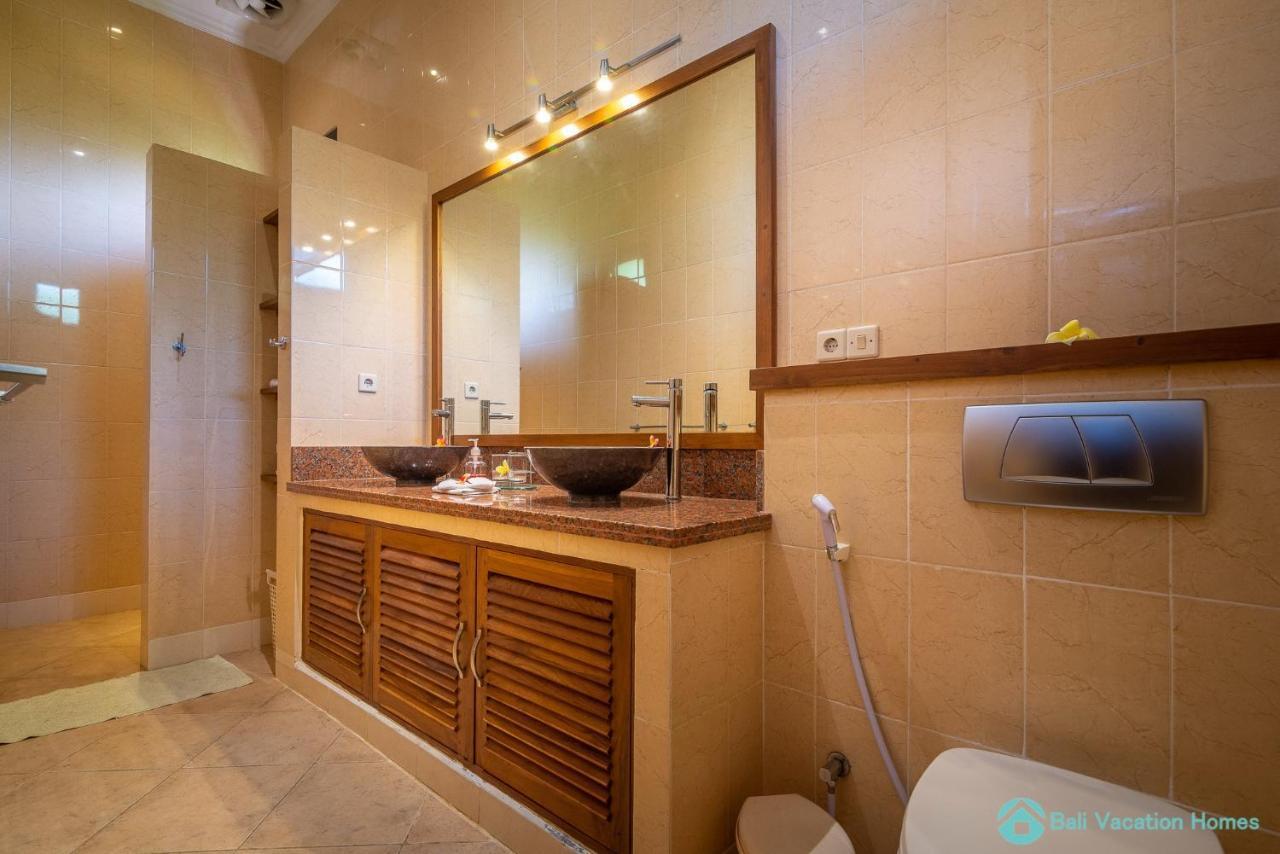 Villa Namaste - Beachfront At Lovina 10P, Pool, Bbq Banjar  Εξωτερικό φωτογραφία
